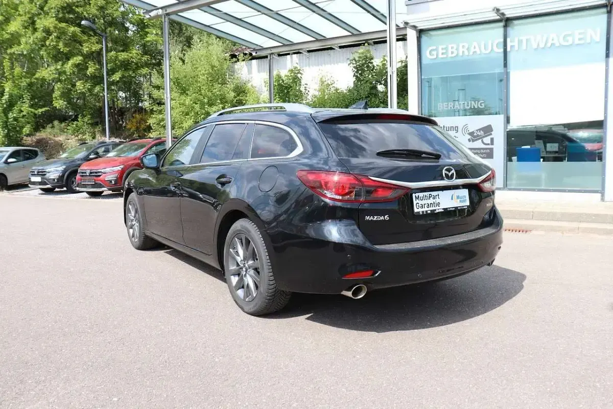 Gebraucht Mazda 6 Center-Line 165 PS (121 kW) 2024 Jet black Kombi