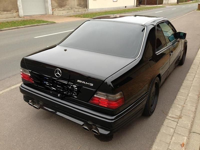 Gebraucht Mercedes E320 220 PS (161 kW) 1993 Schwarz Coupé