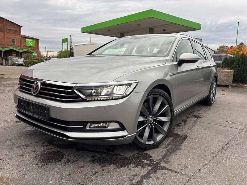 Tungsten silver Gebraucht 2015 VW Passat Highline Kombi | 14.999 € (Fairer Preis) - Bild 1/4