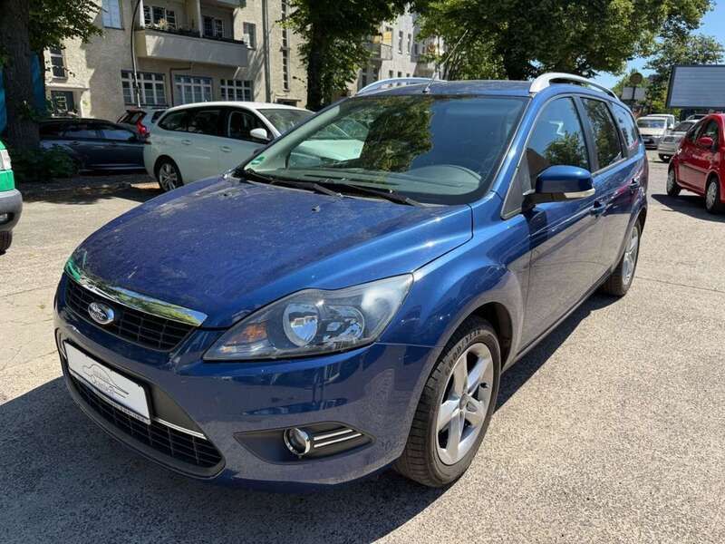 Blau Gebraucht 2009 Ford Focus Style Kombi | 1.490 € (Superpreis) - Bild 1/4