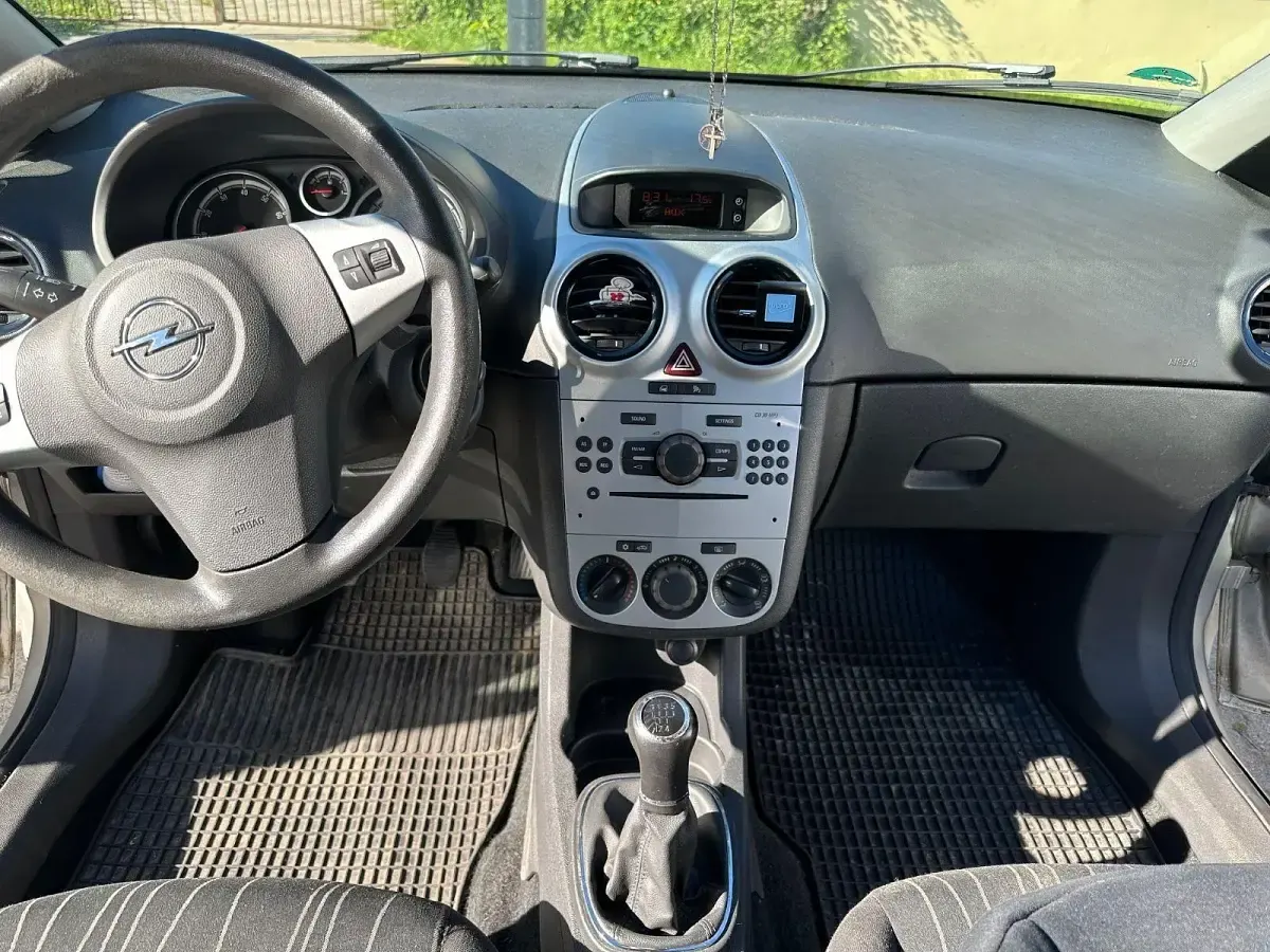 Gebraucht Opel Corsa Edition 80 PS (58 kW) 2008 Grau Kleinwagen