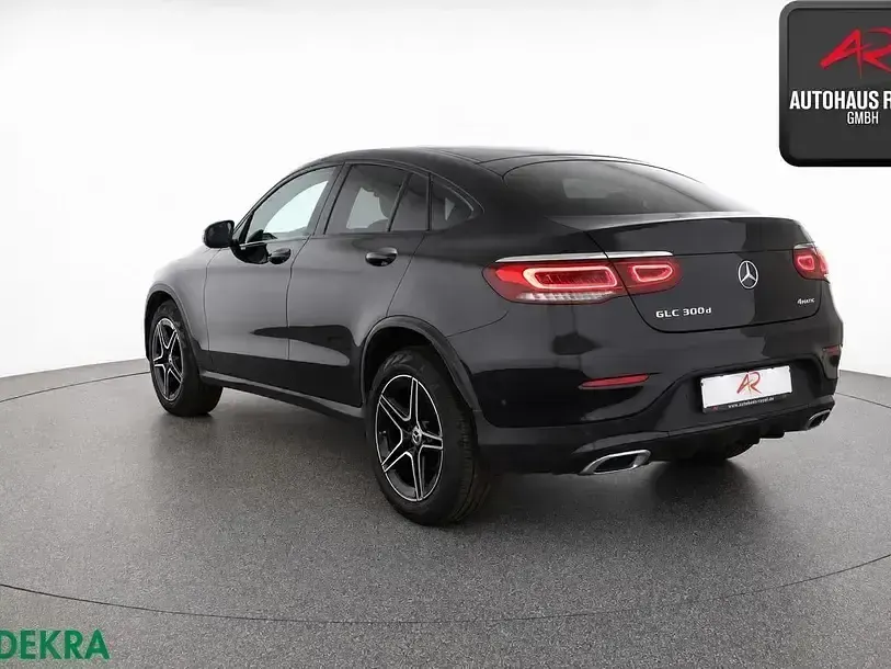 Gebraucht Mercedes GLC300 AMG 245 PS (180 kW) 2021 Schwarz SUV