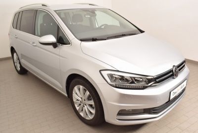 Gebraucht VW Touran Highline 150 PS (110 kW) 2018 Silber metallic Van / Kleinbus