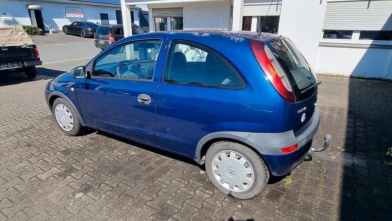 Gebraucht Opel Corsa 58 PS (42 kW) 2003 Blau Kleinwagen