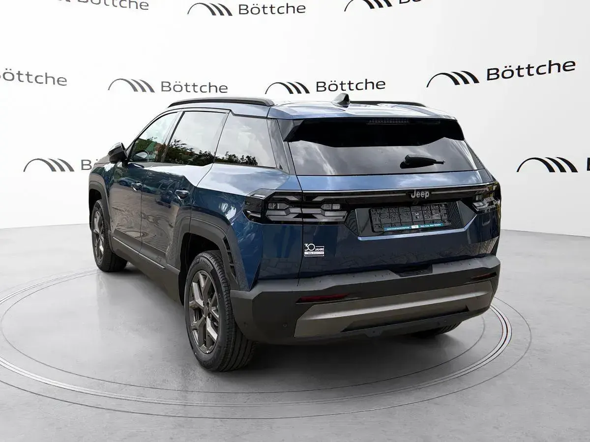 Neu Jeep Compass 145 PS (106 kW) 2026 Twilight blue SUV