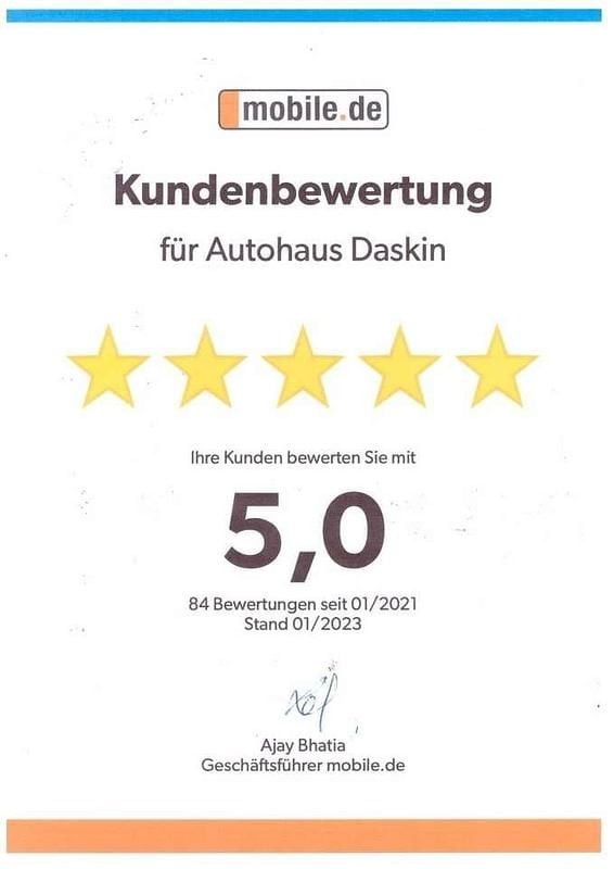 Weiß Gebraucht 2018 Mercedes C250 Kombi | 12.800 € (Fairer Preis) - Bild 1/3