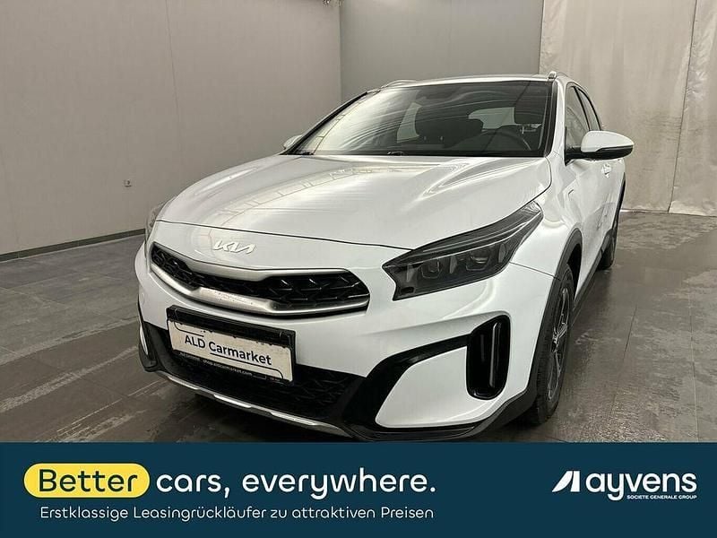 Weiß Gebraucht 2022 Kia XCeed Vision SUV | 18.980 € (Superpreis) - Bild 1/4