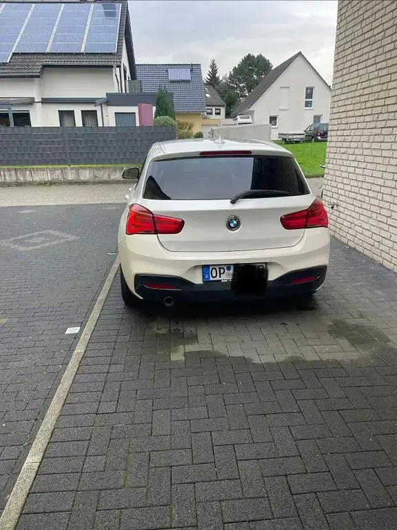 Gebraucht BMW 116 Efficient Dynamics 116 PS (85 kW) 2015 Weiß Kleinwagen