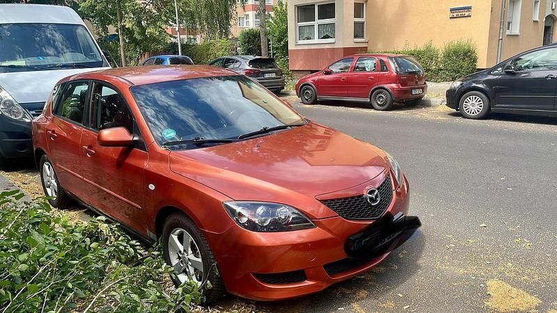 Rot Gebraucht 2004 Mazda 3 Kleinwagen | 2.200 € (Fairer Preis) - Bild 1/4