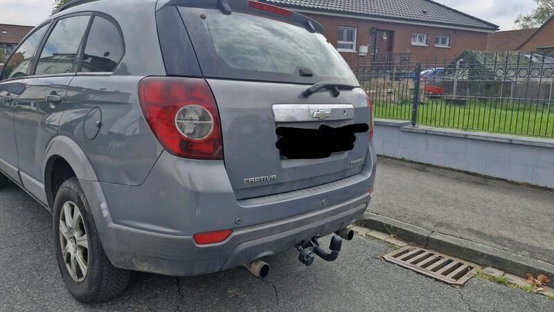 Grau Gebraucht 2012 Chevrolet Captiva SUV | 2.700 € (Superpreis) - Bild 1/4