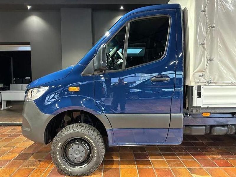 Gebraucht Mercedes Sprinter 143 PS (105 kW) 2020 Stahblau mb 5389 Van