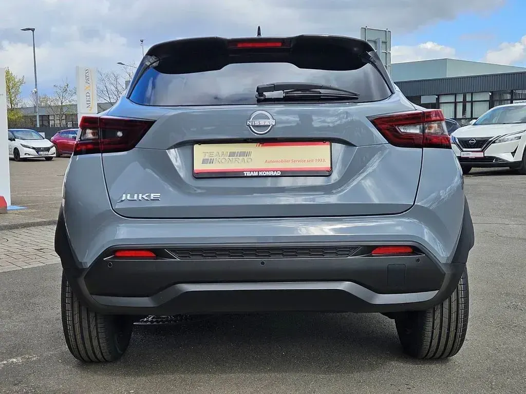 Neu Nissan Juke N-Connecta 117 PS (86 kW) 2026 Grau SUV