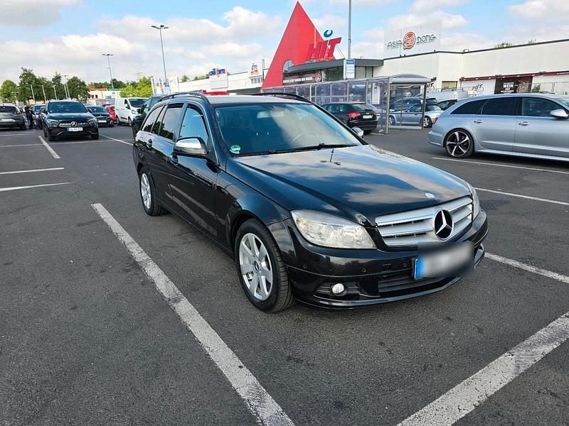 Schwarz Gebraucht 2008 Mercedes C220 Kombi | 2.490 € (Superpreis) - Bild 1/4