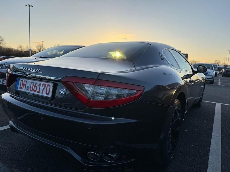 Gebraucht Maserati Granturismo 405 PS (297 kW) 2015 Schwarz Coupé
