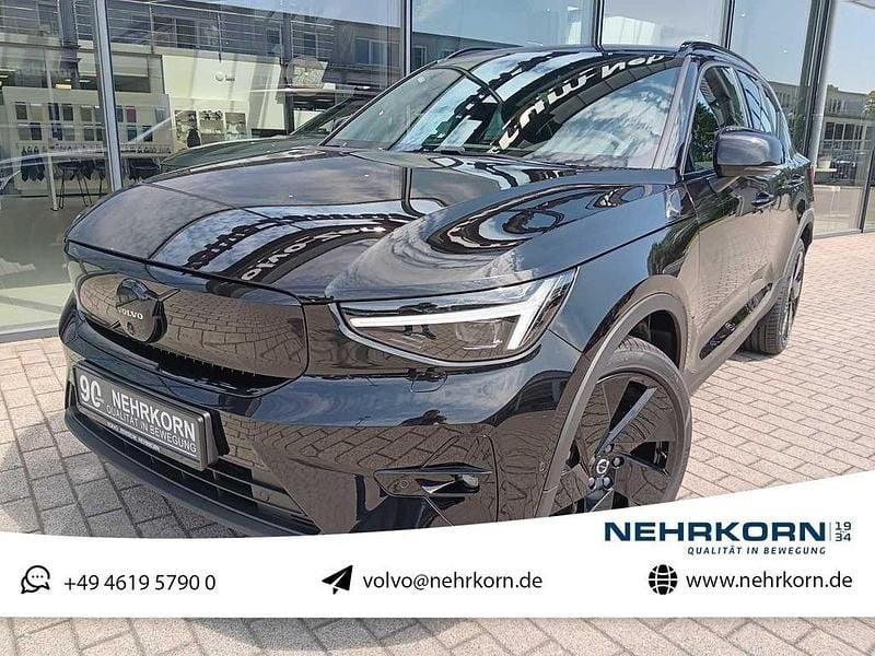 Onyx black metallic Gebraucht 2025 Volvo EX40 Plus SUV | 53.900 € (Fairer Preis) - Bild 1/4