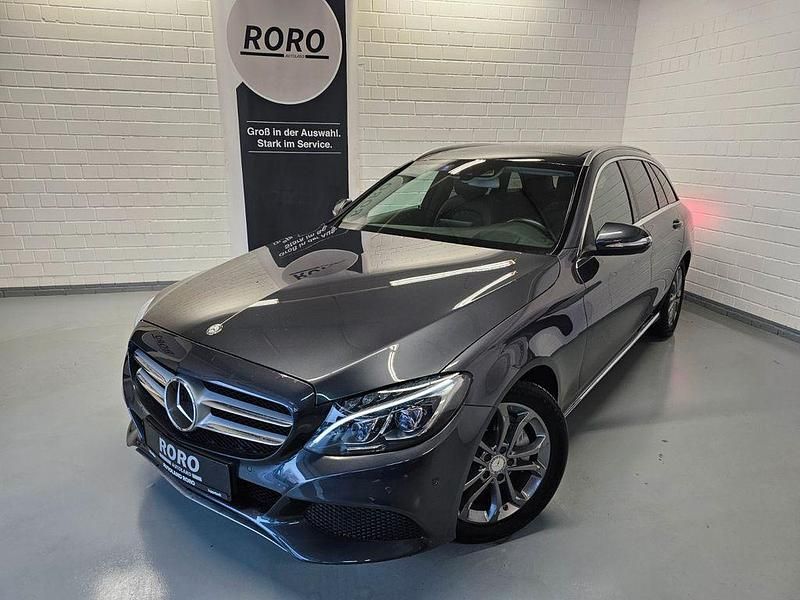 Gebraucht Mercedes C250 204 PS (150 kW) 2015 Grau Limousine