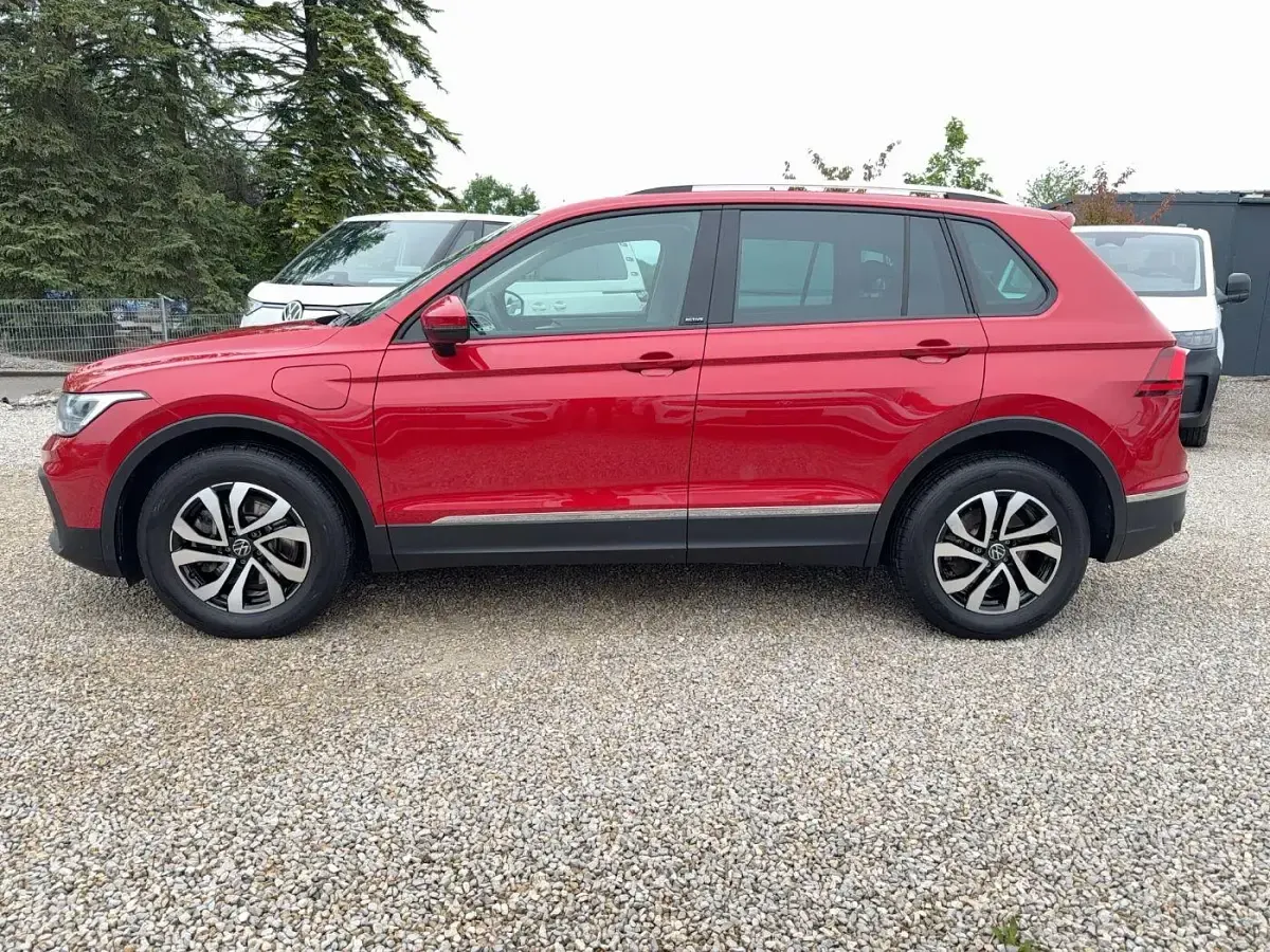 Gebraucht VW Tiguan Active 245 PS (180 kW) 2022 Kings red SUV