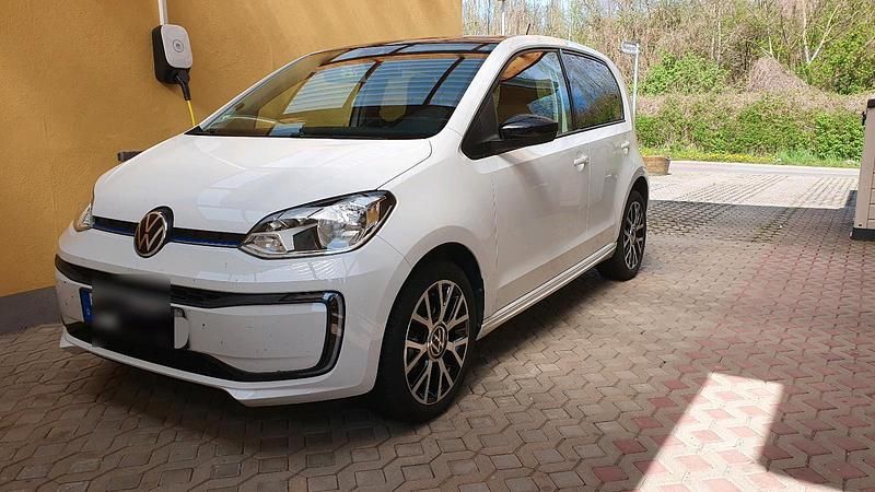 Gebraucht VW e-up! Style 61 kW (84 PS) 2021 Weiß Kleinwagen
