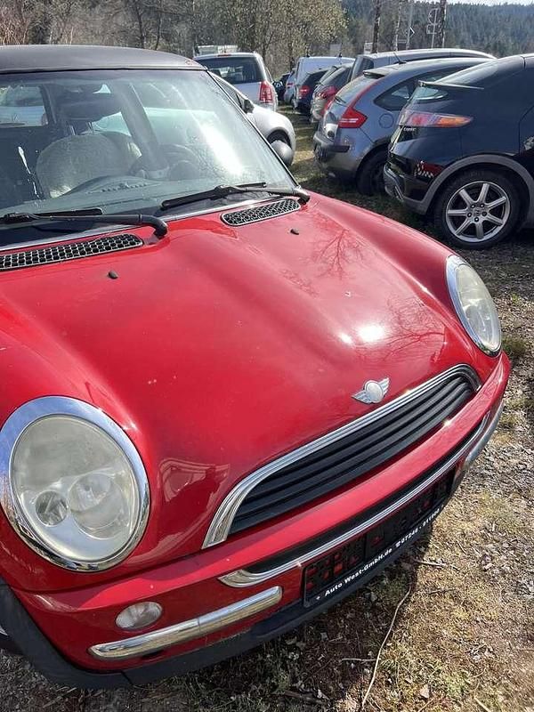 Gebraucht Mini ONE 90 PS (66 kW) 2002 Rot Kleinwagen