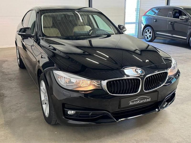 Schwarz Gebraucht 2016 BMW 320 Gran Turismo Limousine | 29.600 € - Bild 1/4