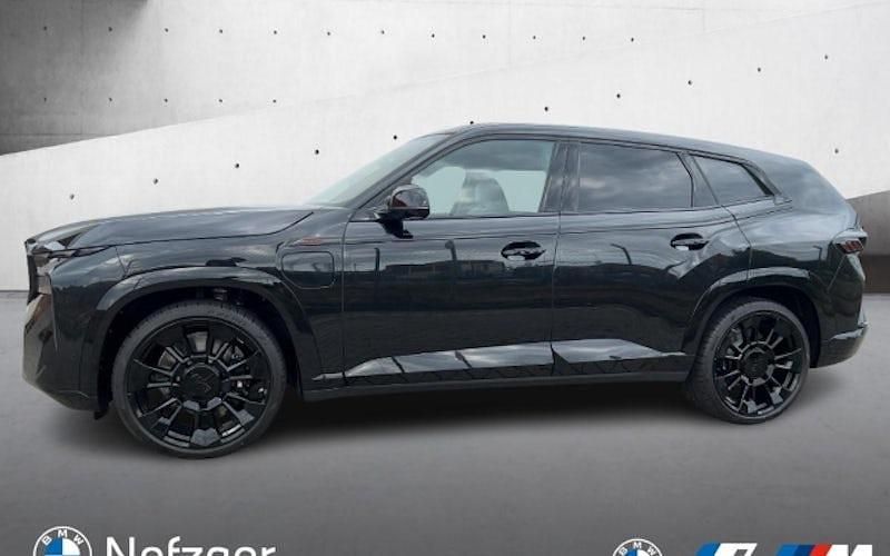 Neu BMW XM Sport Line 748 PS (550 kW) 2025 Schwarz SUV
