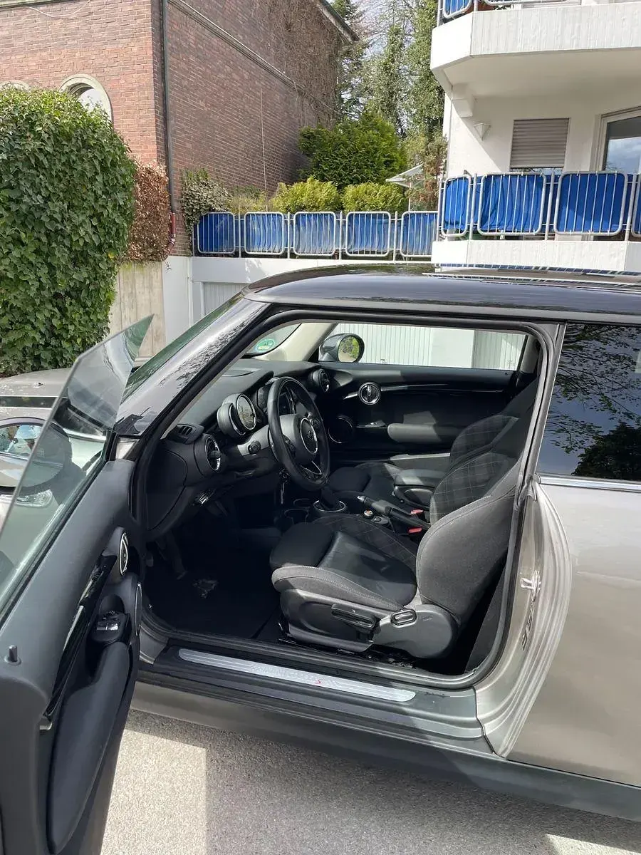 Gebraucht Mini Cooper S 192 PS (141 kW) 2019 Grau Kleinwagen