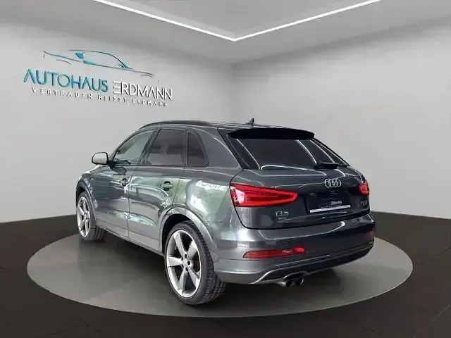 Gebraucht Audi Q3 Competition 170 PS (125 kW) 2015 Daytonagrau SUV