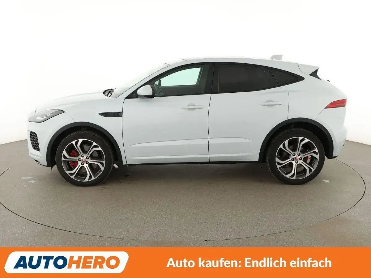 Käytetty Jaguar E-Pace 249 HP (183 kW) 2018 Valkoinen Katumaasturi