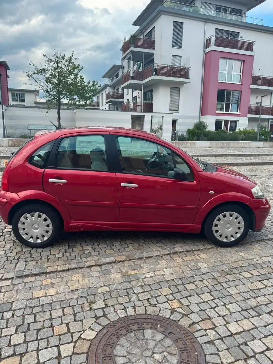 Gebraucht Citroën C3 60 PS (44 kW) 2005 Rot Kleinwagen