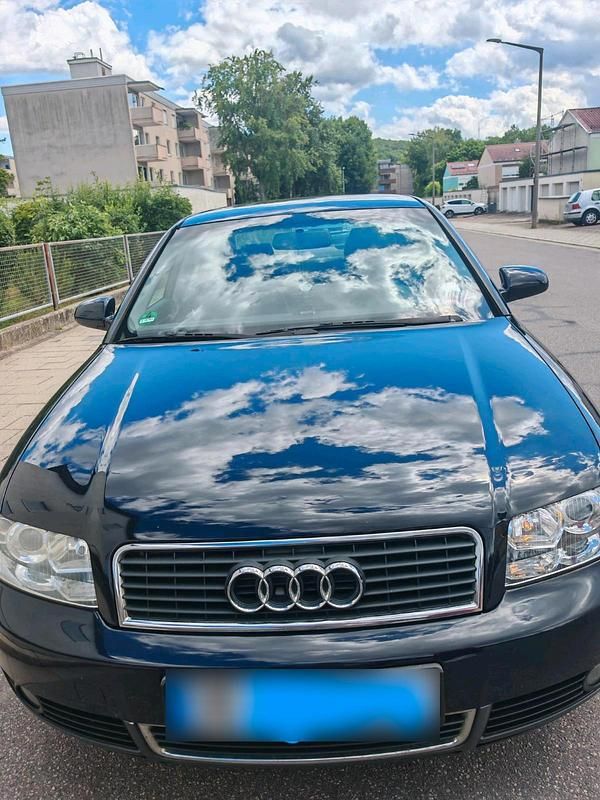Gebraucht Audi A4 96 PS (70 kW) 2002 Blau Kleinwagen