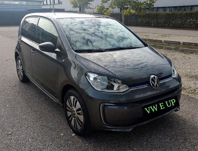 Gebraucht VW e-up! Style 61 kW (83 PS) 2022 Grau Kleinwagen