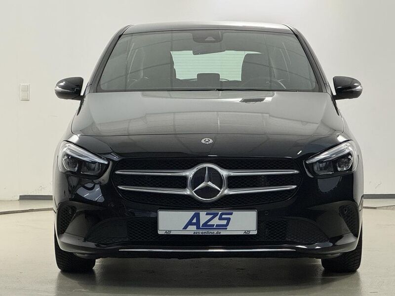 Gebraucht Mercedes B200 Progressive 163 PS (119 kW) 2019 Schwarz Van / Kleinbus