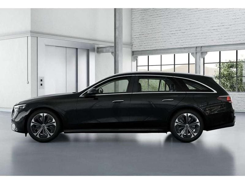 Gebraucht Mercedes E300 Avantgarde 197 PS (144 kW) 2024 Schwarz obsidianschwarz metall Kombi