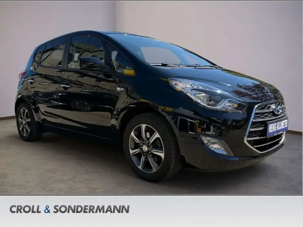 Gebraucht Hyundai ix20 YES! 90 PS (66 kW) 2017 Schwarz Kleinwagen