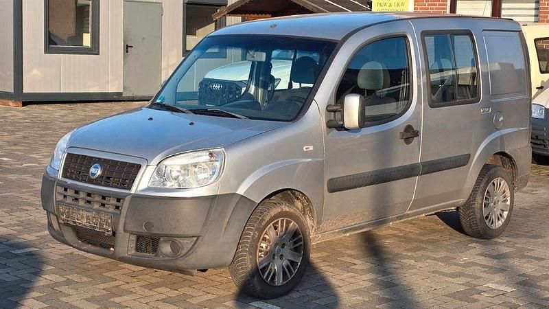 Gebraucht Fiat Doblò 84 PS (61 kW) 2006 Grau Van / Kleinbus