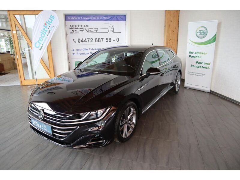 Deep black perleffekt (metallic) Gebraucht 2021 VW Arteon R-line Kombi | 36.878 € (Etwas zu teuer) - Bild 1/2