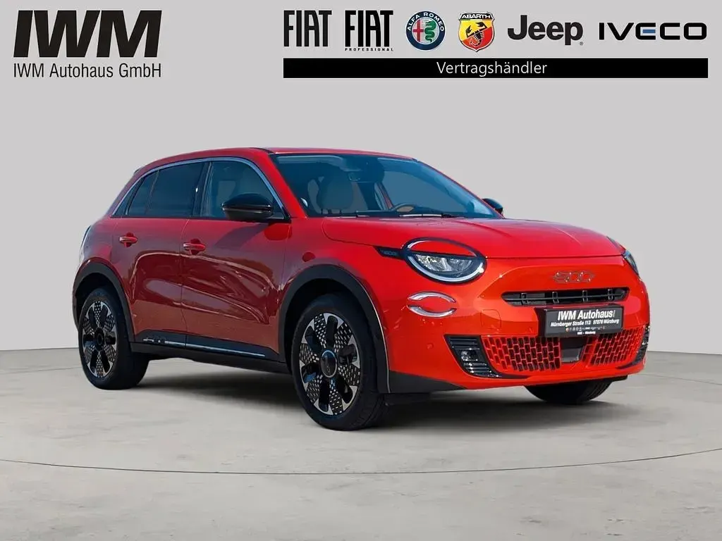 Gebraucht Fiat 600E La Prima 114 kW (156 PS) 2024 Orange Limousine