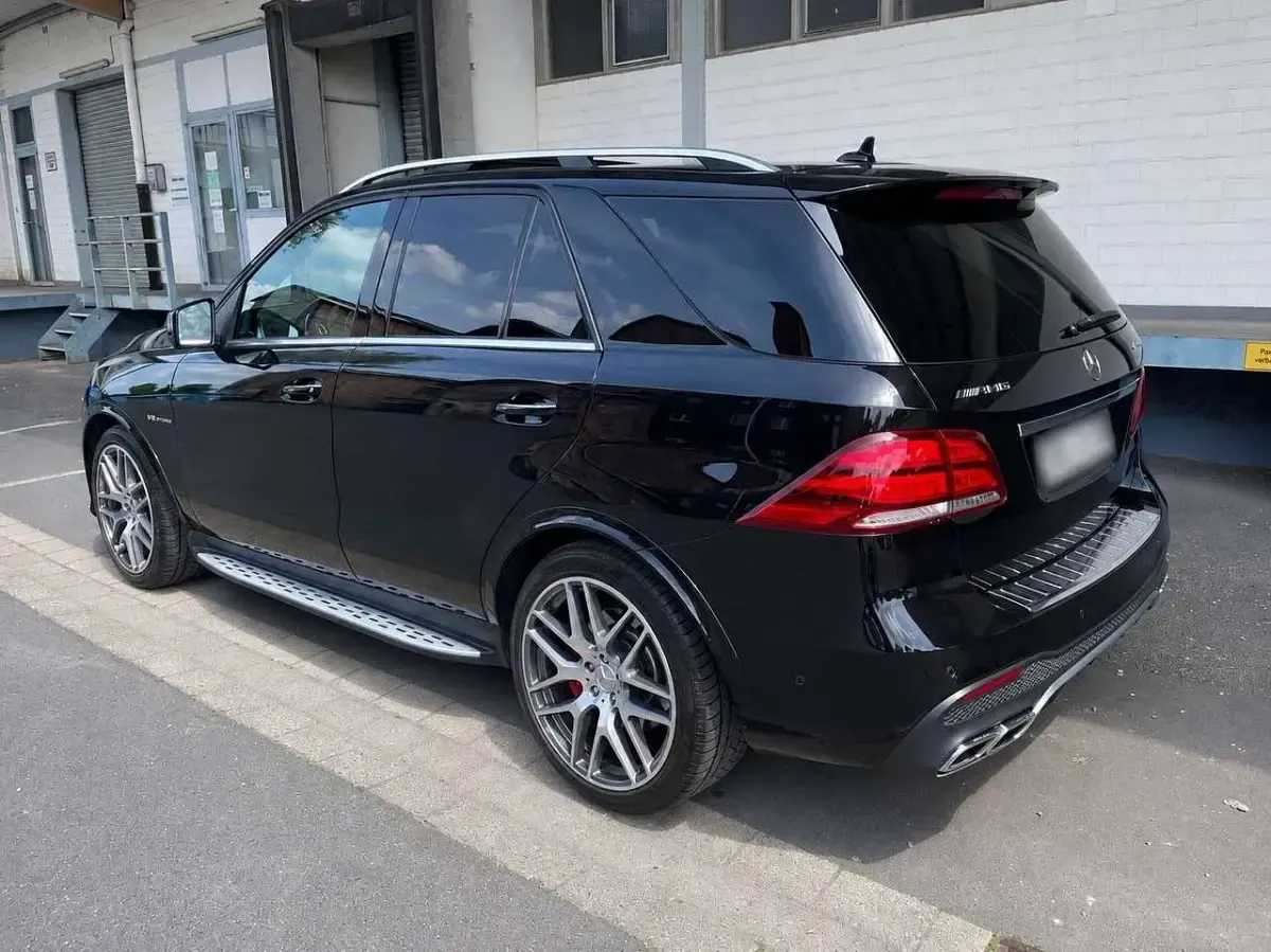 Gebraucht Mercedes GLE63 AMG AMG 585 PS (430 kW) 2017 Obsidianschwarz  metalliclack SUV