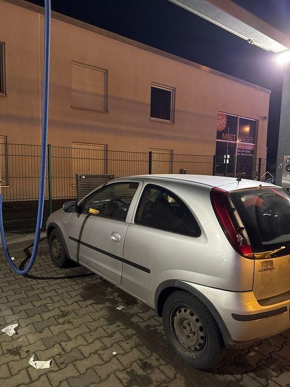 Gebraucht Opel Corsa 60 PS (44 kW) 2003 Silber Kleinwagen