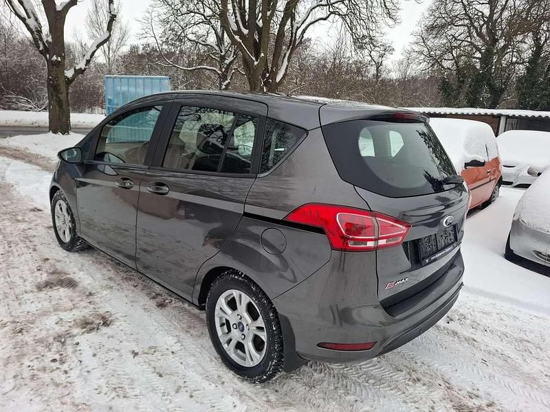 Gebraucht Ford B-MAX Trend 101 PS (74 kW) 2016 Magneticgrau (metallic) Van / Kleinbus