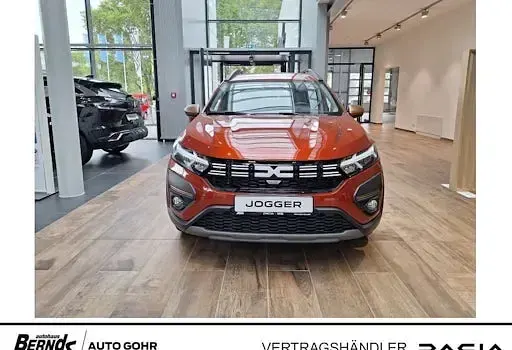Neu Dacia Jogger Extreme 141 PS (103 kW) 2025 Terracottabraun Van / Kleinbus