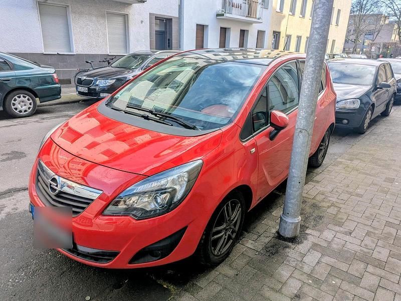 Gebraucht Opel Meriva 101 PS (74 kW) 2011 Rot Van / Kleinbus