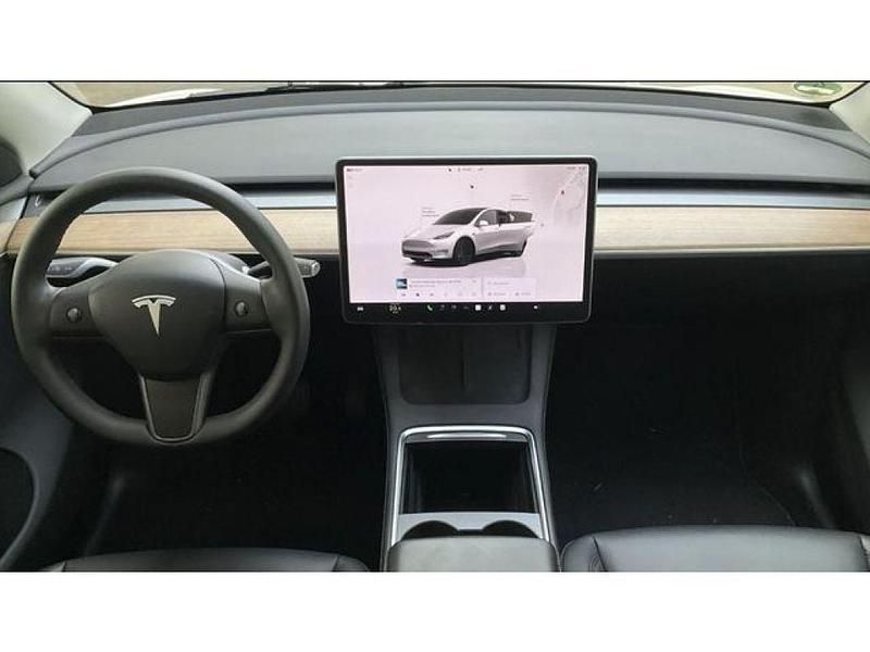 Gebraucht Tesla Model Y 378 kW (514 PS) 2023 Pearl white multicoat SUV