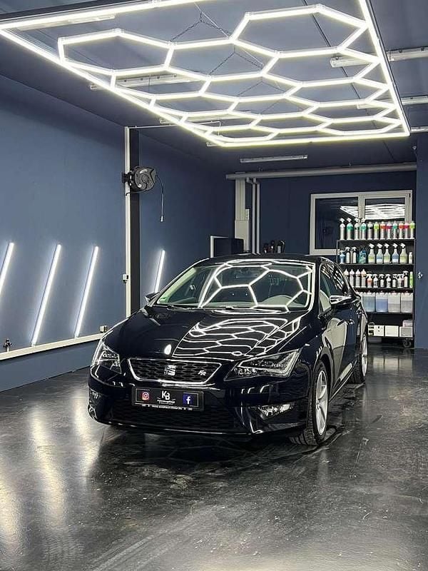 Schwarz Gebraucht 2015 Seat Leon SC FR Kleinwagen | 11.399 € (Etwas zu teuer) - Bild 1/4