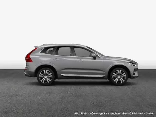 Gebraucht Volvo XC60 145 PS (106 kW) 2024 SUV