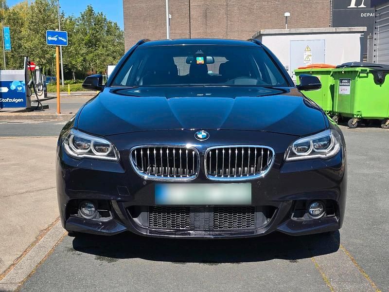 Gebraucht BMW 530 M Sport 280 PS (205 kW) 2016 Schwarz Kombi