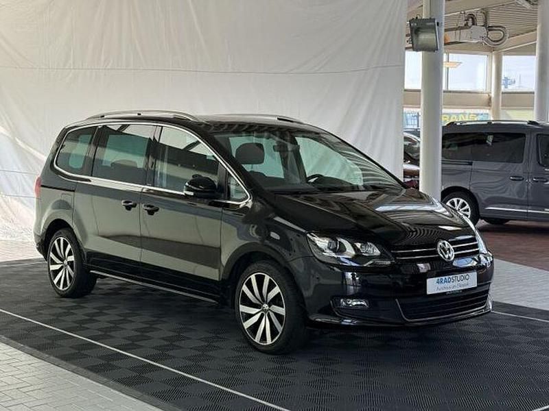 Gebraucht VW Sharan 177 PS (130 kW) 2019 Schwarz Van / Kleinbus