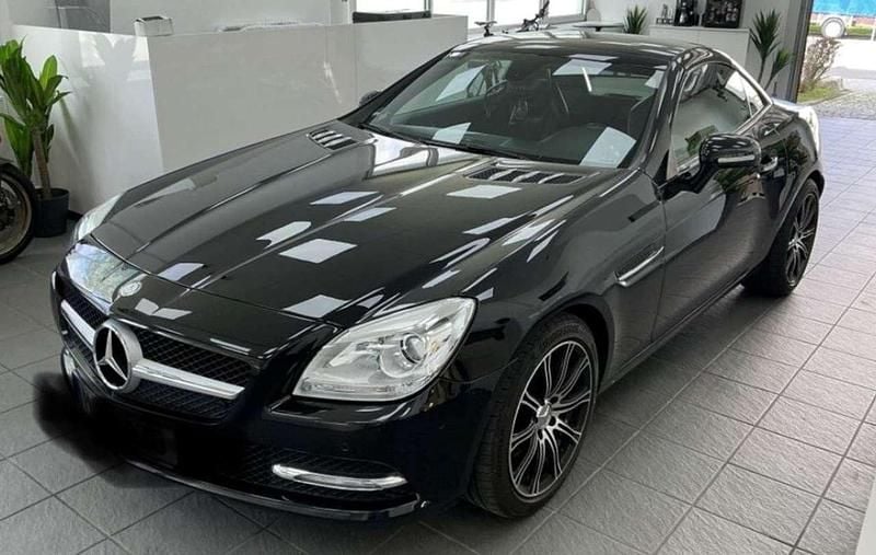 Gebraucht Mercedes SLK250 204 PS (150 kW) 2011 Schwarz Cabrio