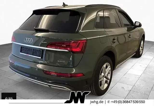 Gebraucht Audi Q5 Business 204 PS (150 kW) 2023 Distriktgrün metallic (metallic) SUV