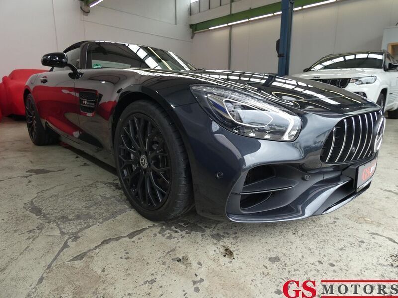 Schwarz Gebraucht 2018 Mercedes AMG GT AMG Coupé | 86.299 € - Bild 1/4